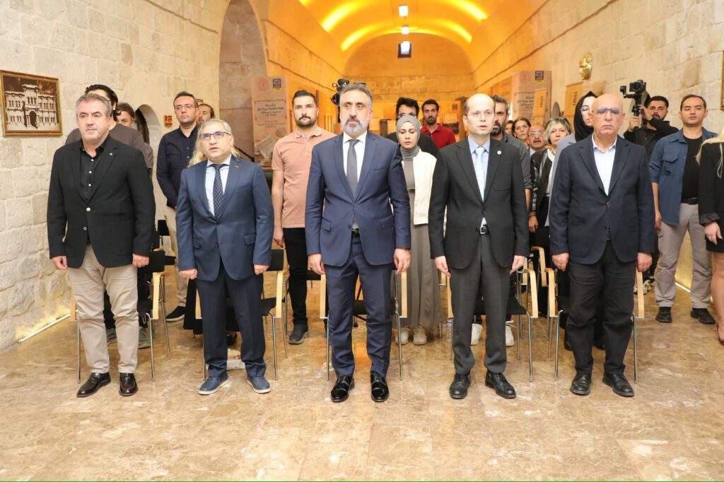 Prof. Dr. Ahmet Kılınç Mardin’de Millî Kütüphane Hazineleri Paneli ve Sergisinde