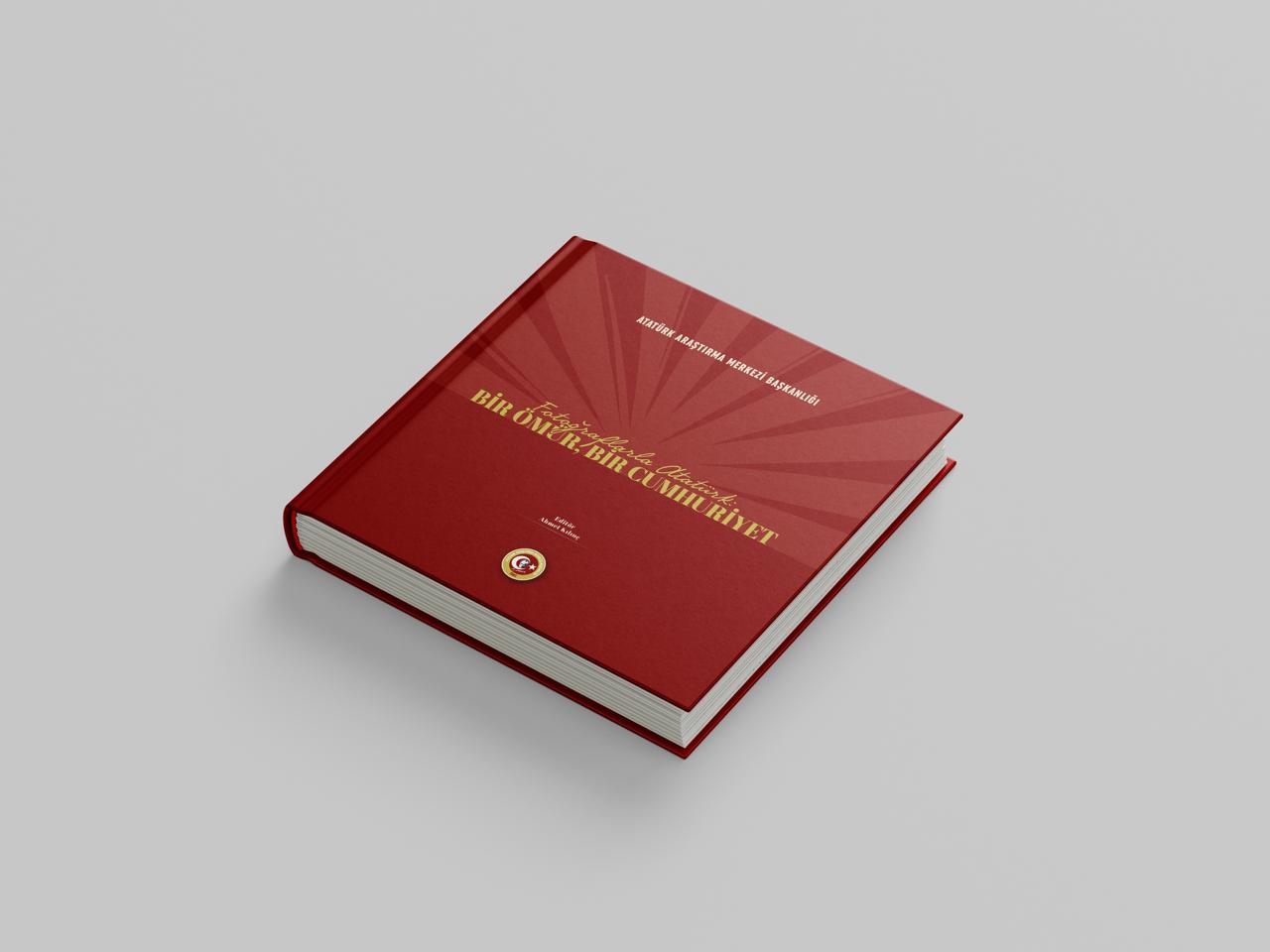 Fotoğraflarla Atatürk: Bir Ömür, Bir Cumhuriyet