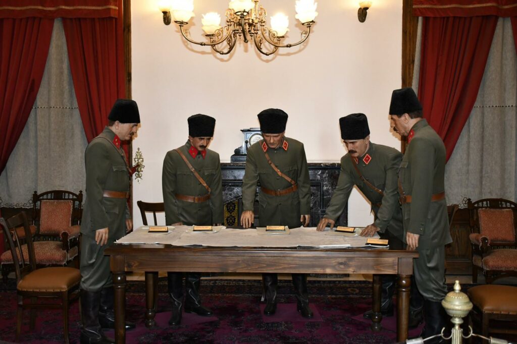 ATAM Başkanı Prof. Dr. Ahmet Kılınç’tan İzmir’de Akademik ve Kültürel Ziyaretler