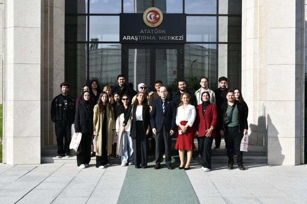 Bilecik Şeyh Edebali Üniversitesi Tarihî Araştırmalar Kulübünden ATAM’a Ziyaret